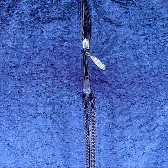 Greg Norman The Greenbrier Collection Women’s Vest in Navy Blue Size Medium - Picture 4 of 7